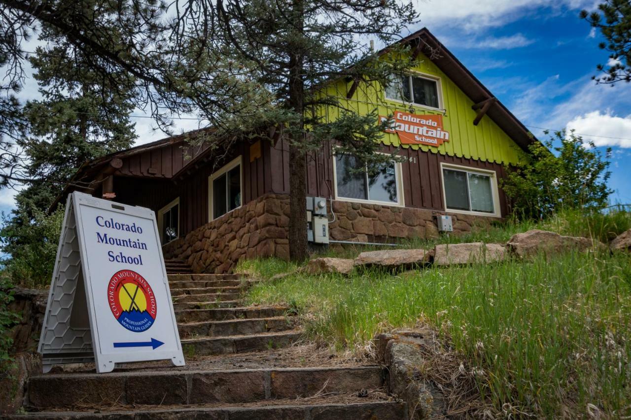 Estes Park Adventure Hostel Exterior photo